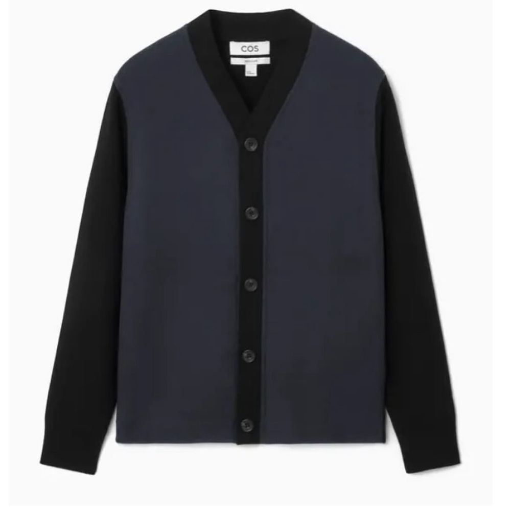 New-COS
Color-Block Paneled Wool Cardigan - Picture 3 of 14
